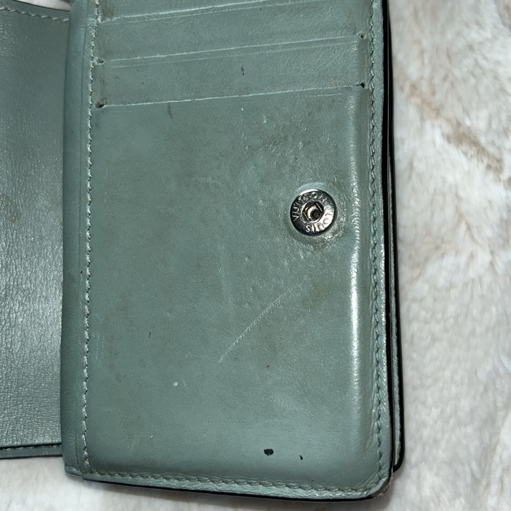 Louis Vuitton Claire blue green compact Mahina wallet - Picture 9 of 12